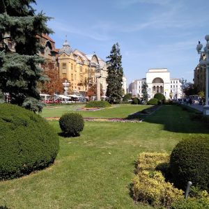 victory-square-piata